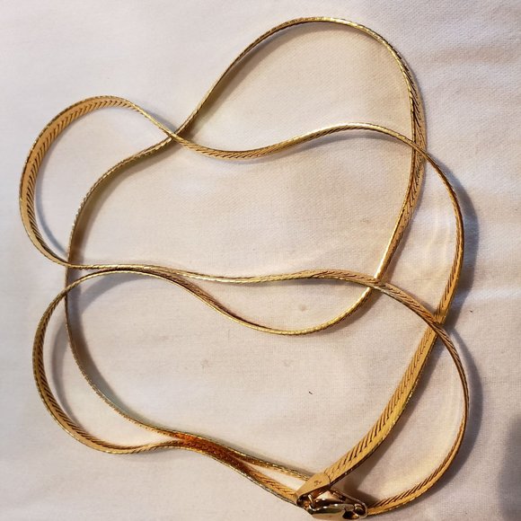 14K Italian Gold 28" Polished Bold Herringbone Necklace - Picture 7 of 8